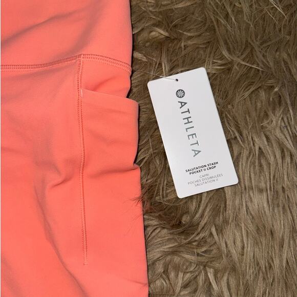 New Athleta Salutation Stash Pocket II Crop Capri Legging size M - Picture 3 of 7
